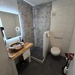 Zur Goldenen Sonne B&B 크베들린부르크