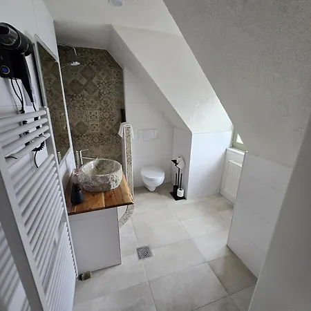 Zur Goldenen Sonne Bed & Breakfast 3*