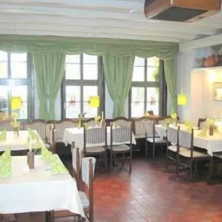 Bed & Breakfast Zur Goldenen Sonne 3*