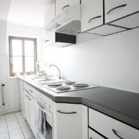 Zur Goldenen Sonne Bed & Breakfast 3*