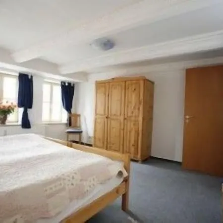 Bed & Breakfast Zur Goldenen Sonne 3*