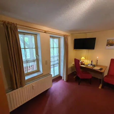 Lejlighedshotel Zur Goldenen Sonne 3*