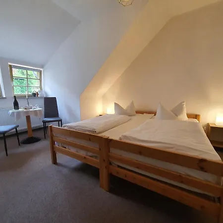Aparthotel Zur Goldenen Sonne 3*