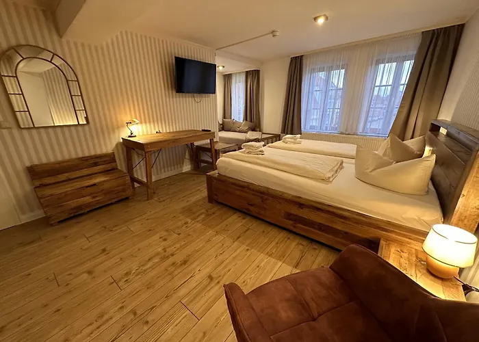 Zur Goldenen Sonne Bed & Breakfast 3*