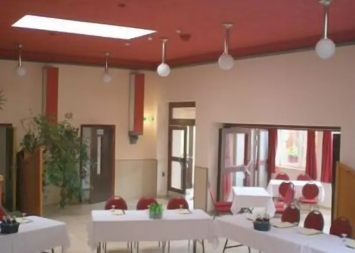 Zur Goldenen Sonne 3*