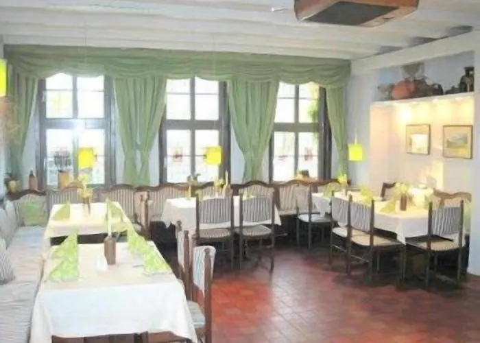 Bed & Breakfast Zur Goldenen Sonne 3*